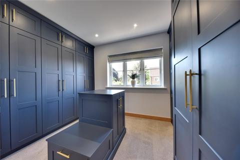 8 Cricket View, Mildenhall, Bury St Edmunds, IP28 7FA