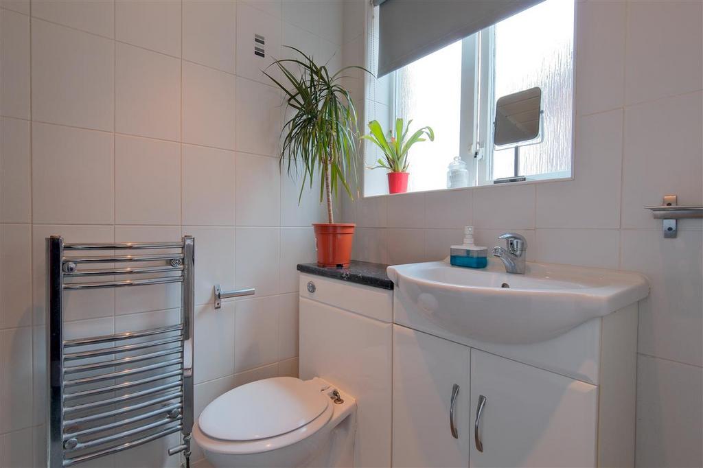 Ensuite
