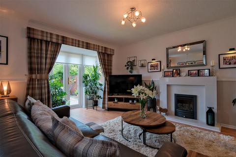 10 Alder Gate, Cambuslang, Glasgow, G72 7ZF