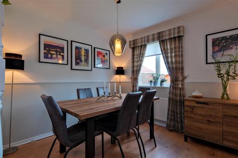 10 Alder Gate, Cambuslang, Glasgow, G72 7ZF
