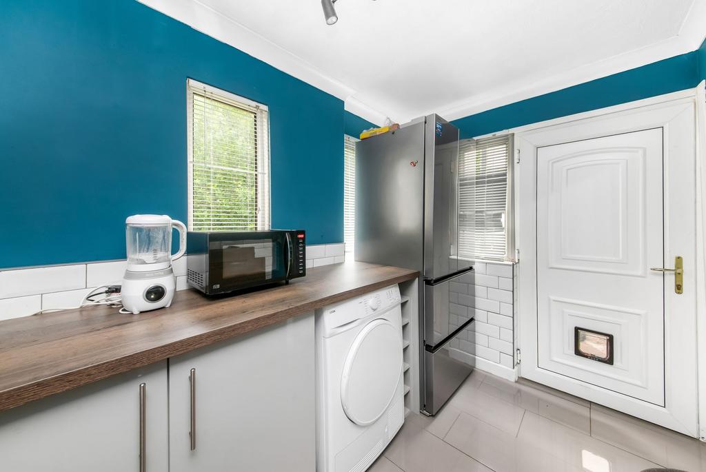 Utility room / dining room