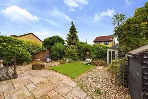 3 bedroom detached house for sale, St. Vincent Way, Churchdown, Gloucester, Gloucestershire, GL3