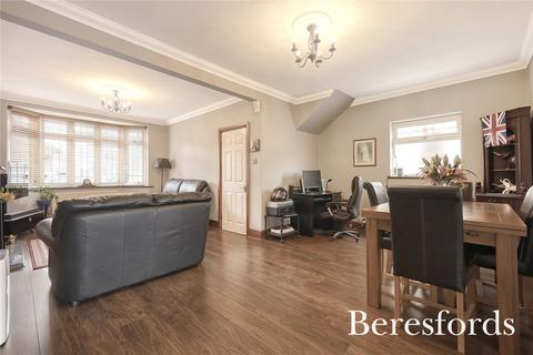 5 Cecil Avenue, Hornchurch, RM11 2NA