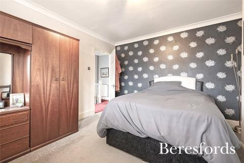 5 Cecil Avenue, Hornchurch, RM11 2NA