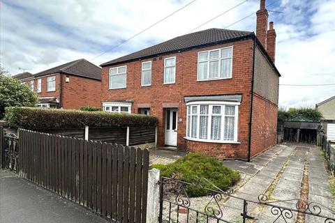 3 bedroom semi-detached house for sale, Warley Road, Scunthorpe DN16