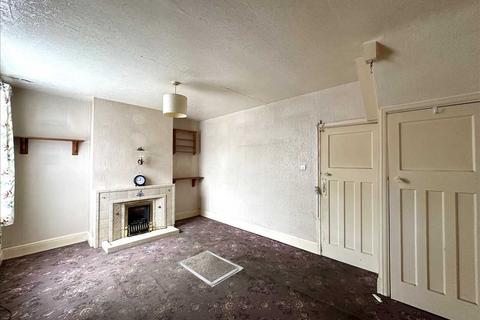 3 bedroom semi-detached house for sale, Warley Road, Scunthorpe DN16
