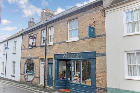 2 bed flat/apartment for rent in Durngate Street, Dorchester, Dorset, DT1