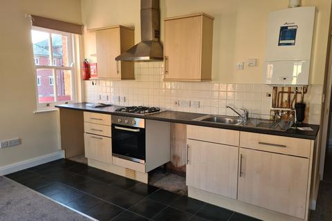 2 bedroom flat to rent, Huntspill Road, Highbridge, TA9