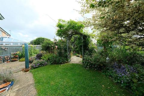 4 bedroom detached house for sale, Harborough Close, Whissendine