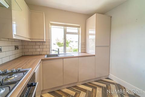 3 bedroom flat for sale, St. Tathans Place, Caerwent, NP26
