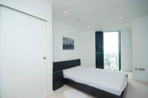 3 bedroom flat to rent, Walworth Road, Southwark, London, SE1