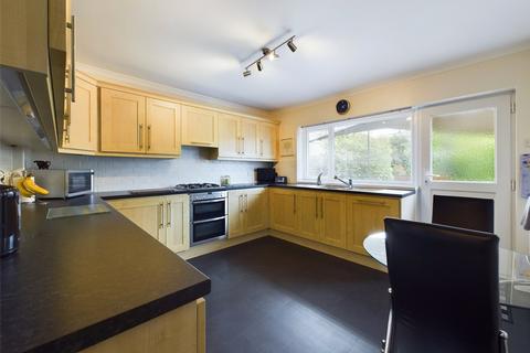 4 bedroom semi-detached house for sale, Bedford Road, Laindon, Essex, SS15