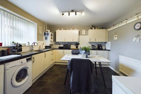 2 bedroom bungalow for sale, Crown Avenue, Pitsea, Basildon, Essex, SS13