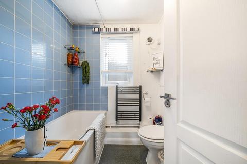 3 Flanders Crescent, London, SW17 9JA
