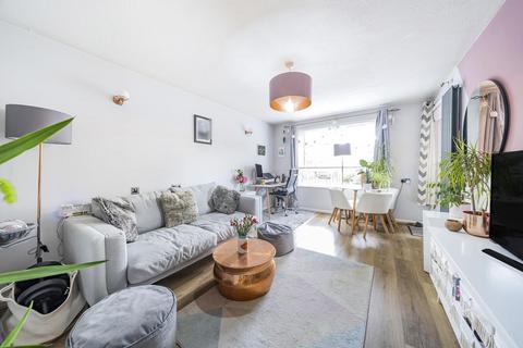 3 Flanders Crescent, London, SW17 9JA