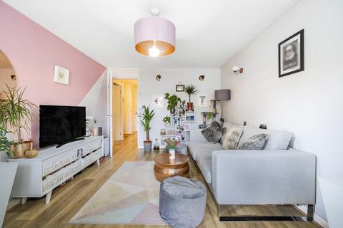 3 Flanders Crescent, London, SW17 9JA