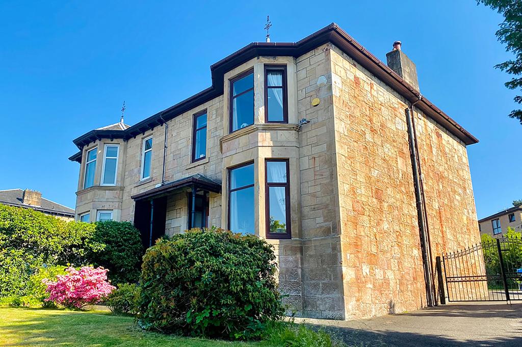 Brownside Road, Cambuslang, Glasgow... 4 bed semidetached house for