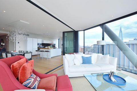 3 bedroom flat to rent, NEO Bankside, Holland Street, Southbank, London, SE1