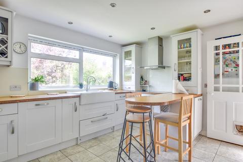 4 Bawn Close, Braintree, CM7 9AY