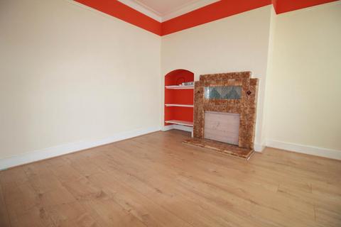3 bedroom house to rent, Carr Road, Notholt