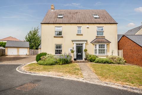 6 bedroom detached house for sale, Hawkins Road, Exeter