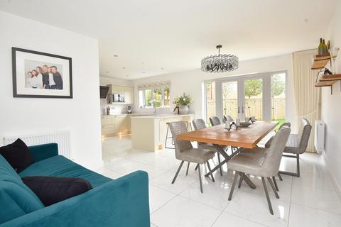 Boundary Lodge Station Road, Goldsborough, Knaresborough, HG5 8NT