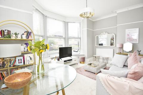 1 bedroom ground floor flat for sale, Grove Park Terrace, Harrogate