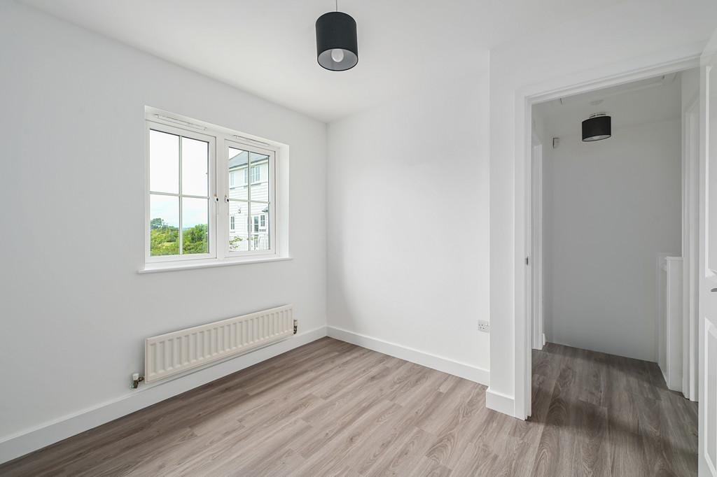 13 whitesands drive tn31 (15)