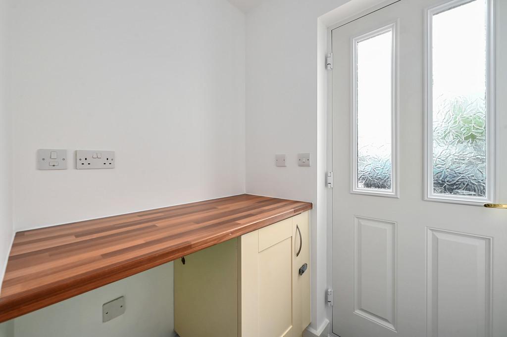 13 whitesands drive tn31 (11)