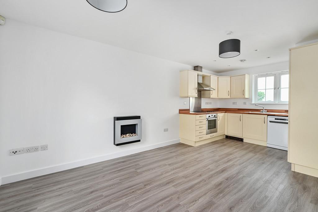 13 whitesands drive tn31 (5)