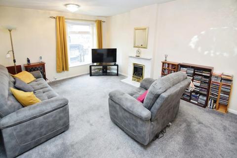 2 bedroom apartment for sale, Oastler Road, Bradford BD18