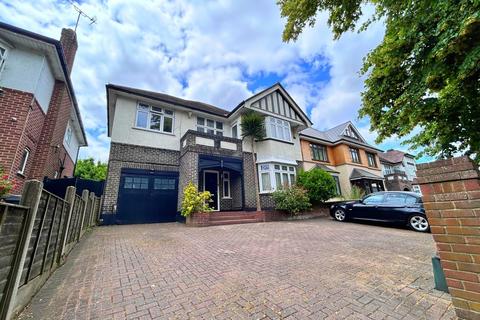 4 bedroom detached house for sale, Castle Lane East, Bournemouth