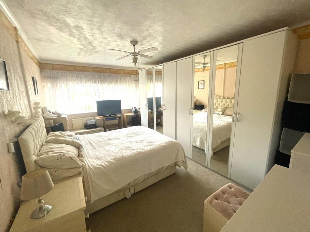 Bedroom.jpeg