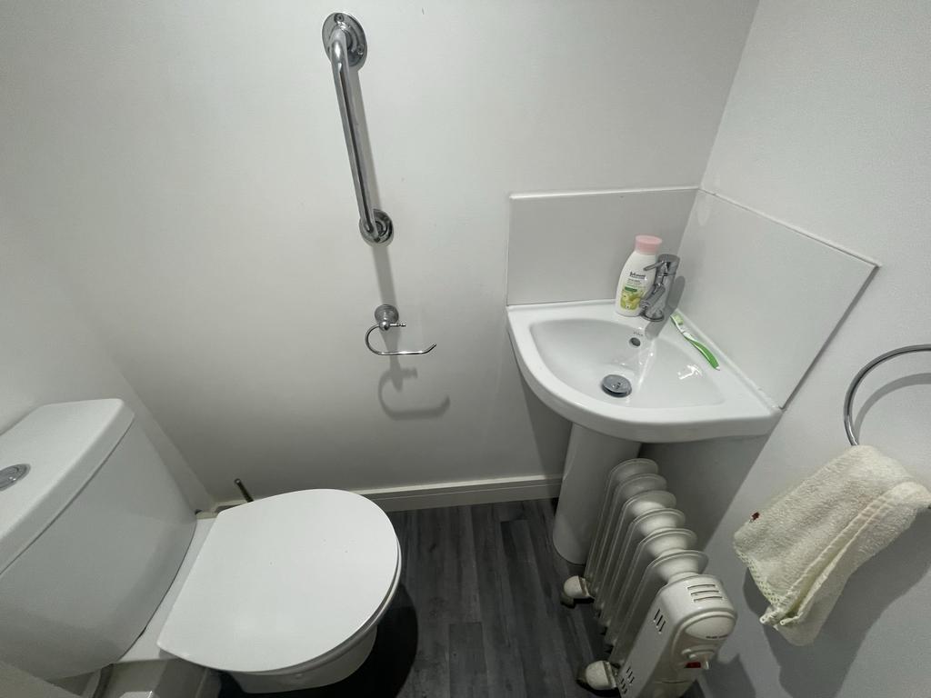 Toilet.jpeg
