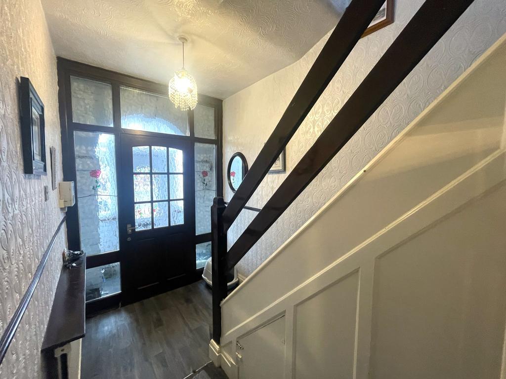 Hallway.jpeg