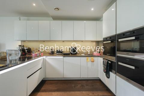 4 bedroom apartment to rent, Central Avenue, Fulham SW6