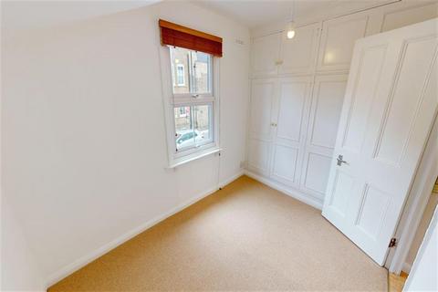 1 bedroom apartment to rent, Ellesmere Road, London, E3