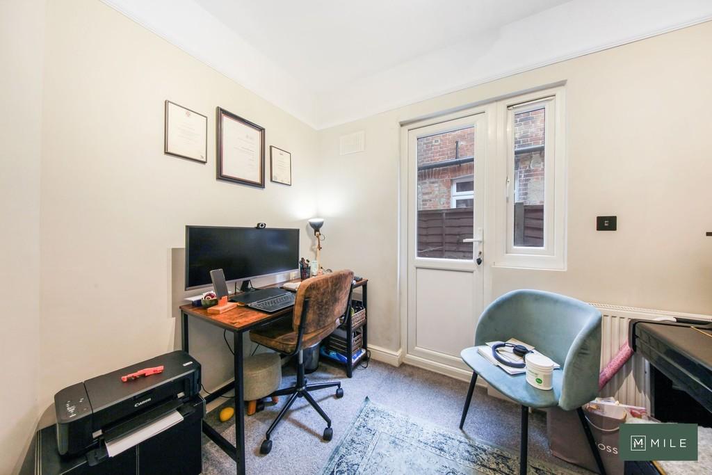 89a Larch Road - Or R5 FU0 DKm Tq Zm Kee51d