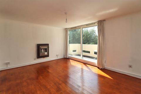 10 Beech Vale, Woking, GU22 7NS