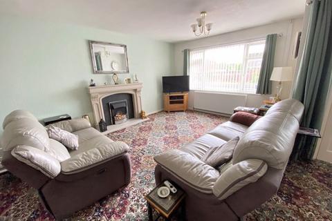 3 bedroom detached bungalow for sale, Avebury Close, Westbury