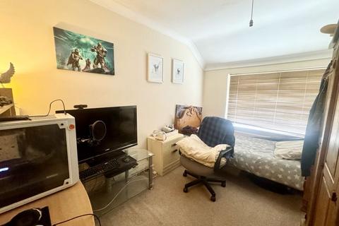 66 Huddleston Road, Grimsby, DN32 8HJ