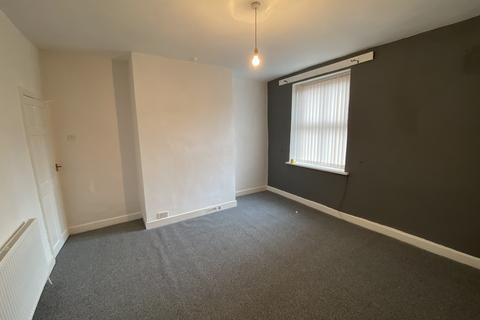 2 bedroom terraced house to rent, Dover Street, Lower Darwen