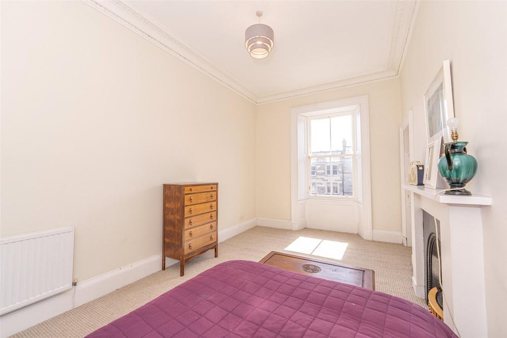 Bedroom 1 Alt