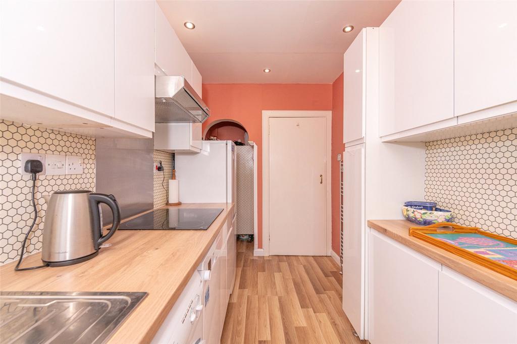Kitchen Alt