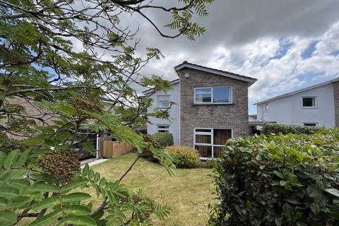 4 bedroom detached house for sale, 18 Bessant Close, Cowbridge, The Vale of Glamorgan CF71 7HP