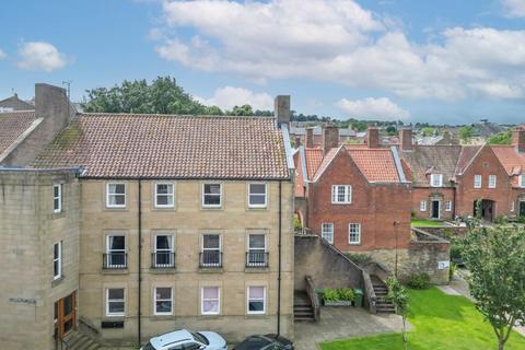 3 bedroom apartment for sale, Narrowgate Court, Alnwick, Northumberland