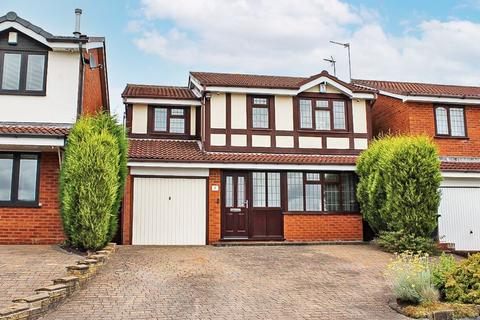 4 bedroom detached house for sale, Hastings Court, MILKING BANK, DY1 2SW