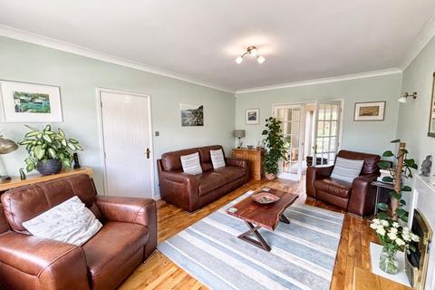 4 bedroom detached house for sale, 31 Llwyn Glas, Broadlands, Bridgend CF315AH