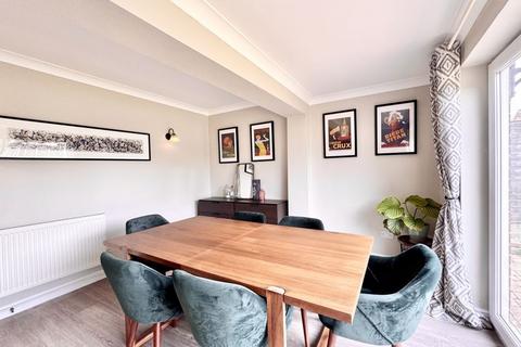 32 Grosvenor Close, Sutton Coldfield, B75 6RS
