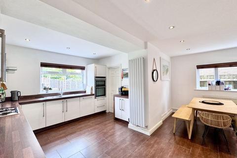 32 Grosvenor Close, Sutton Coldfield, B75 6RS